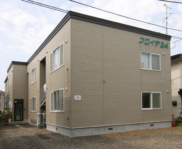 フロイデ24 月極駐車場の外観・駐車場イメージ1枚目