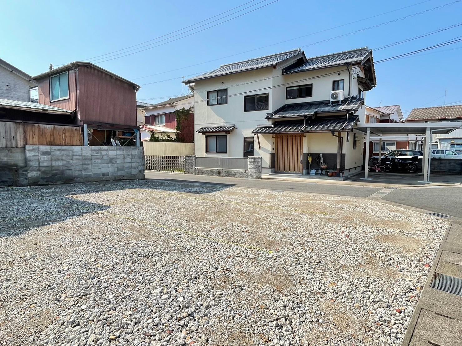 卯垣2丁目331駐車場の外観・駐車場イメージ2枚目