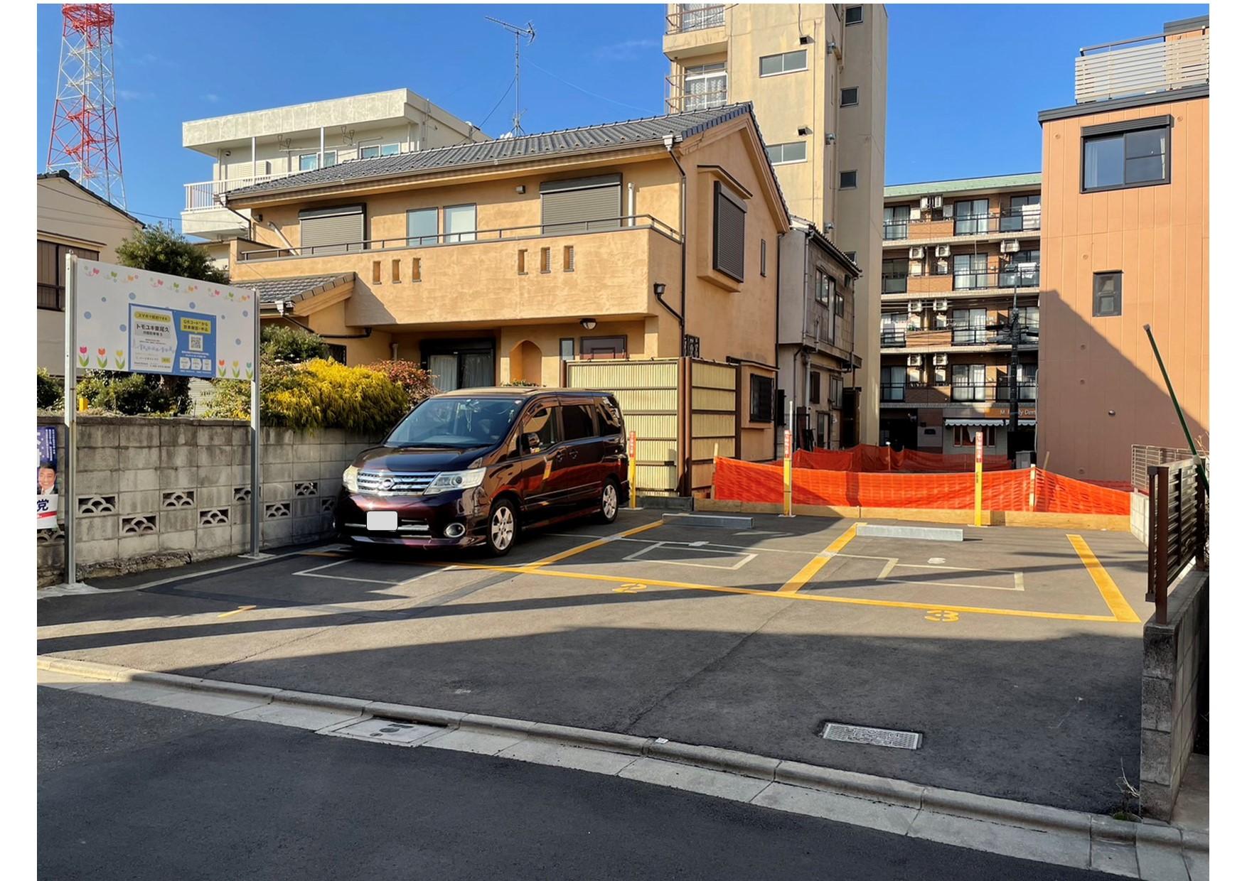 トモユキ東尾久月極駐車場5の外観・駐車場イメージ1枚目