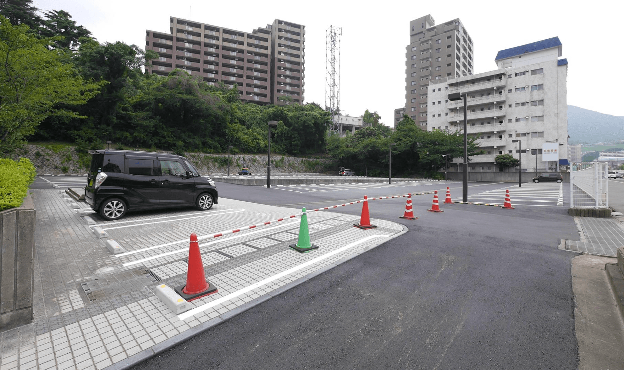 レーヴ・ポルト・パーキングの外観・駐車場イメージ3枚目