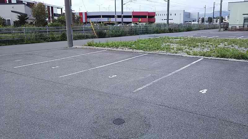 ルミエールⅢ(38726)の外観・駐車場イメージ1枚目