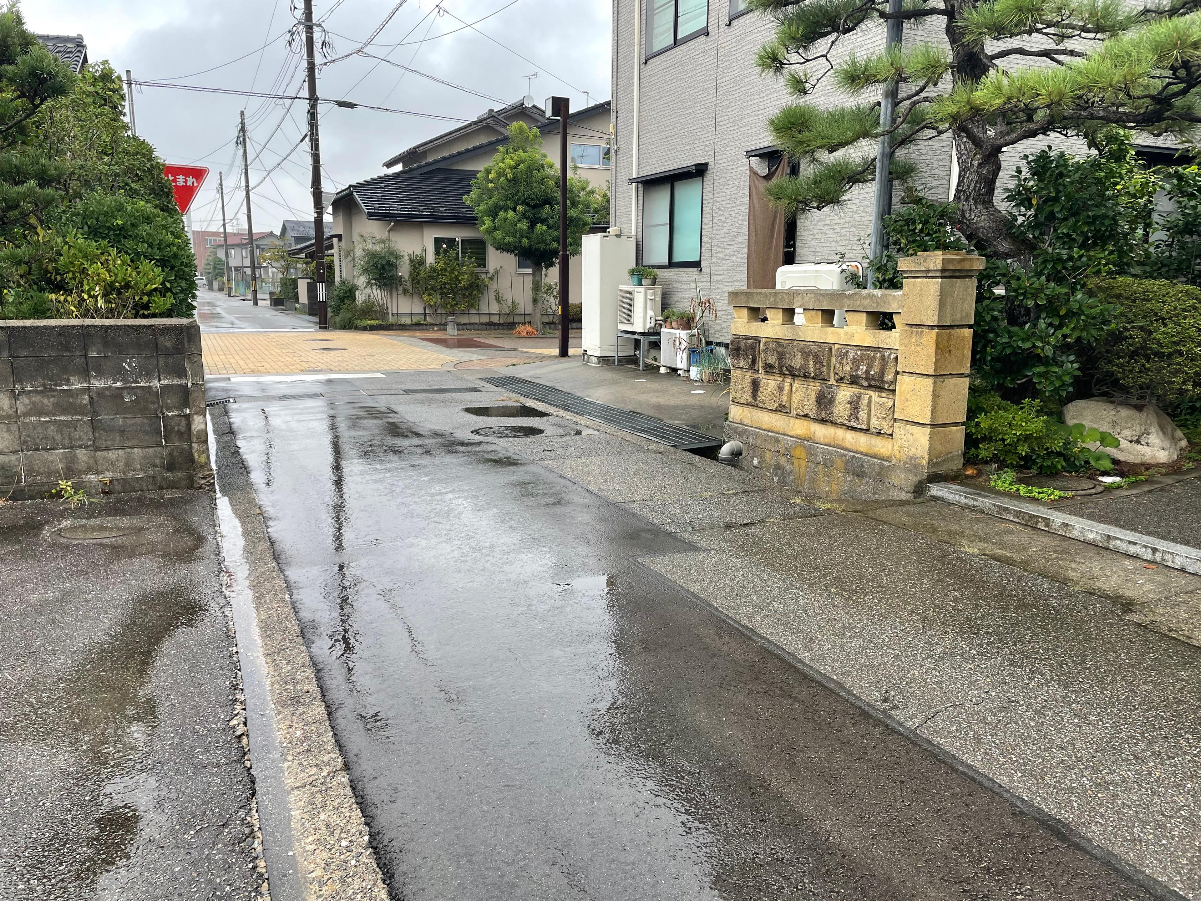 ワイエイチパーキングの外観・駐車場イメージ3枚目