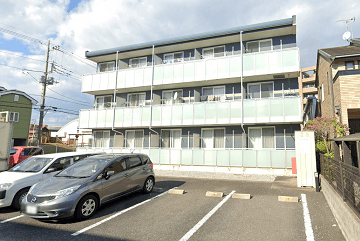 クレセント(45299)の外観・駐車場イメージ1枚目