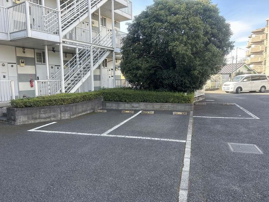 タナべ(23110)の外観・駐車場イメージ2枚目