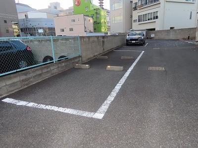 早苗(25397)の外観・駐車場イメージ1枚目