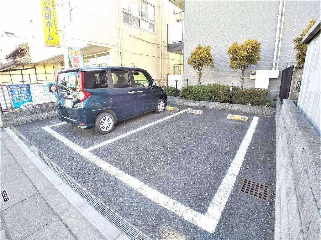 M(42614)の外観・駐車場イメージ1枚目