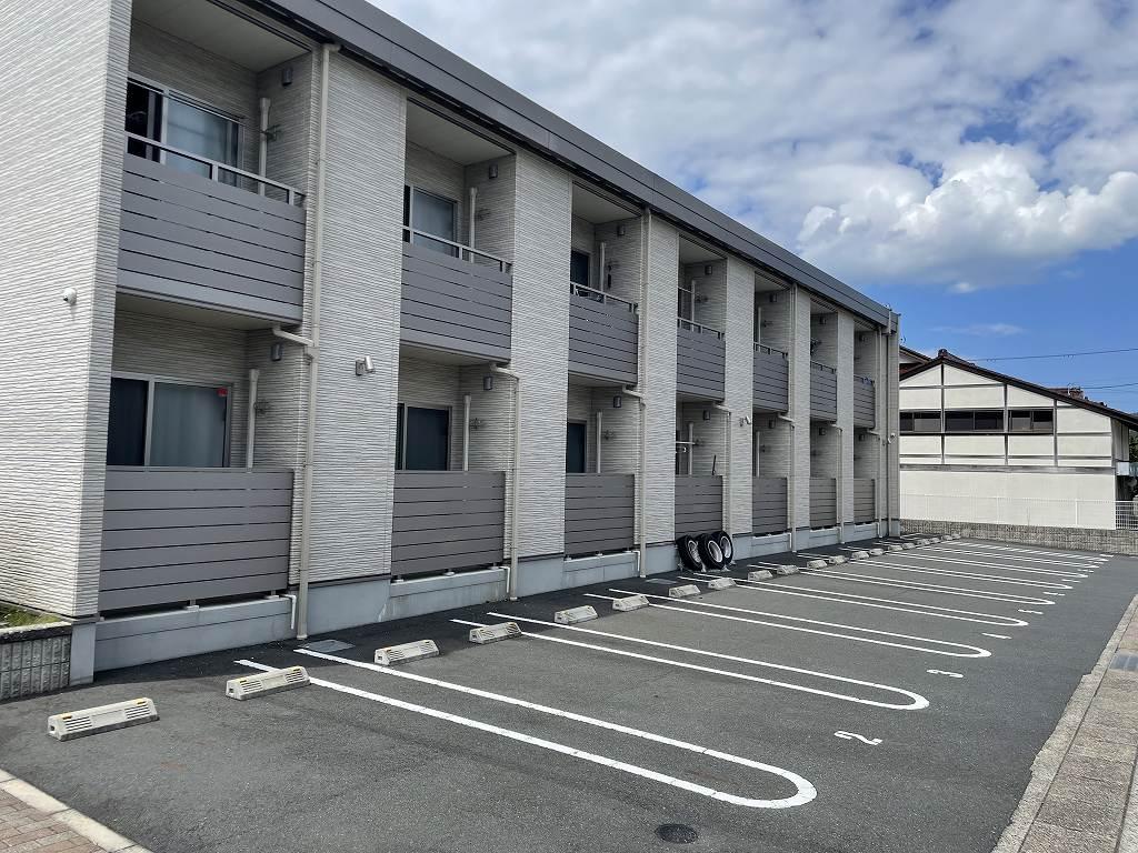 クレイノイーストコート西村(57398)の外観・駐車場イメージ1枚目