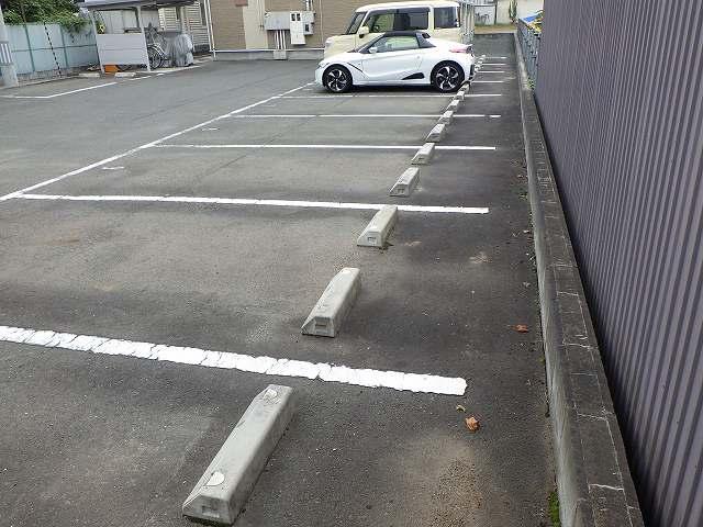 プロバンスSK(40901)の外観・駐車場イメージ1枚目