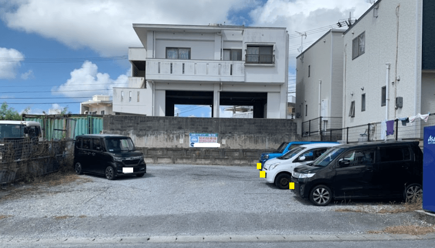 糸数パーキングの外観・駐車場イメージ1枚目