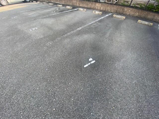 ソレイユ 箕面(45858)の外観・駐車場イメージ1枚目