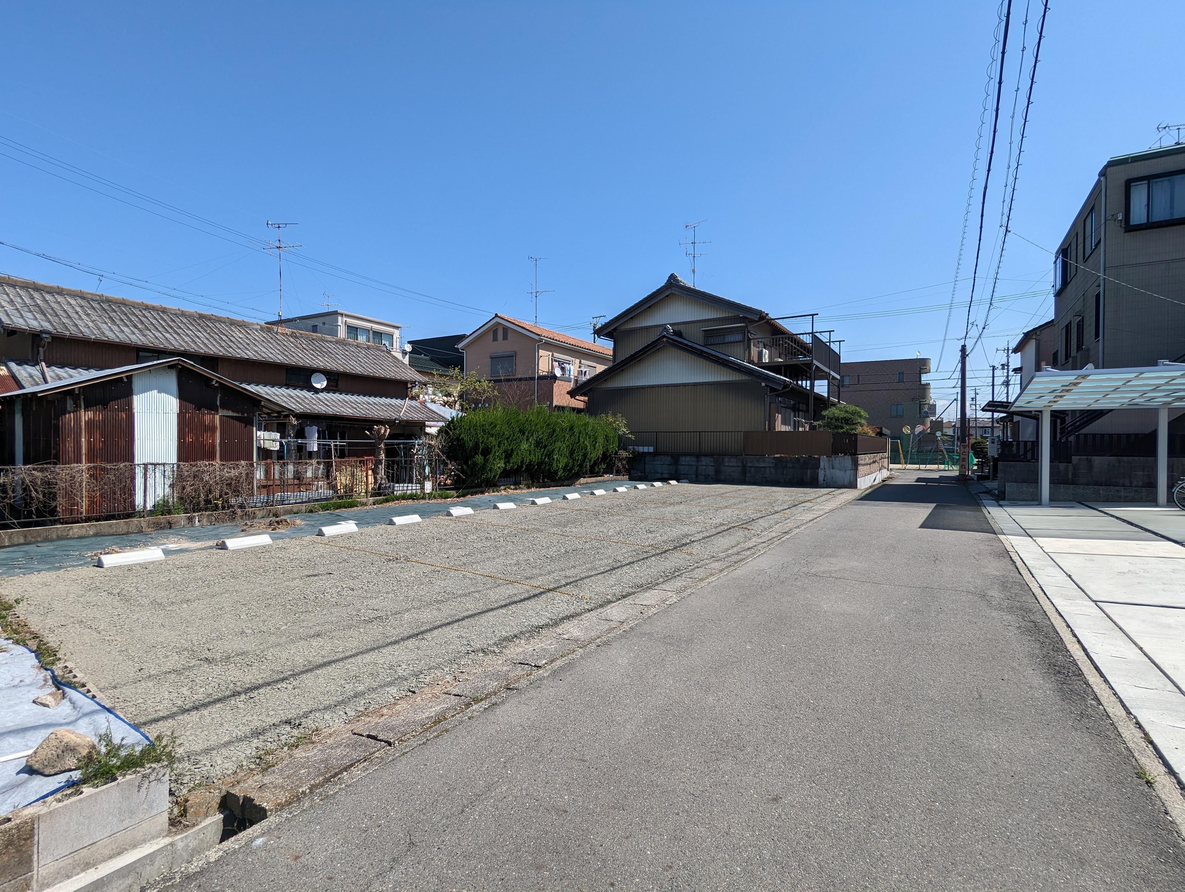 丹波屋敷東駐車場の外観・駐車場イメージ1枚目