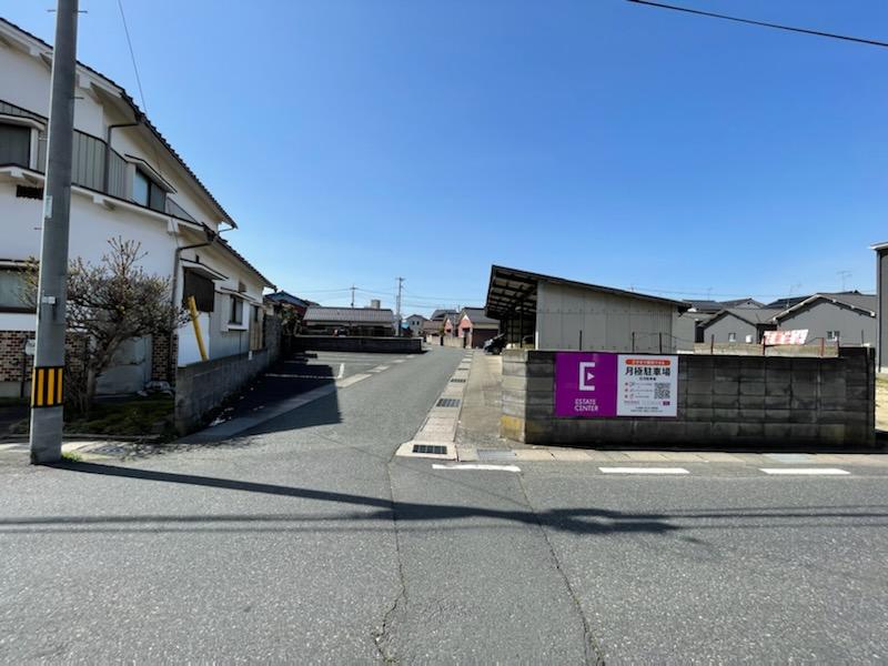 西品治石河駐車場の外観・駐車場イメージ1枚目