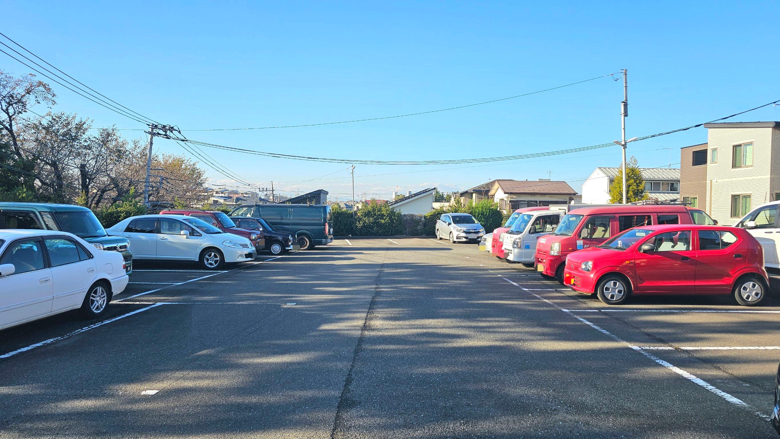 旭町第1駐車場の外観・駐車場イメージ2枚目