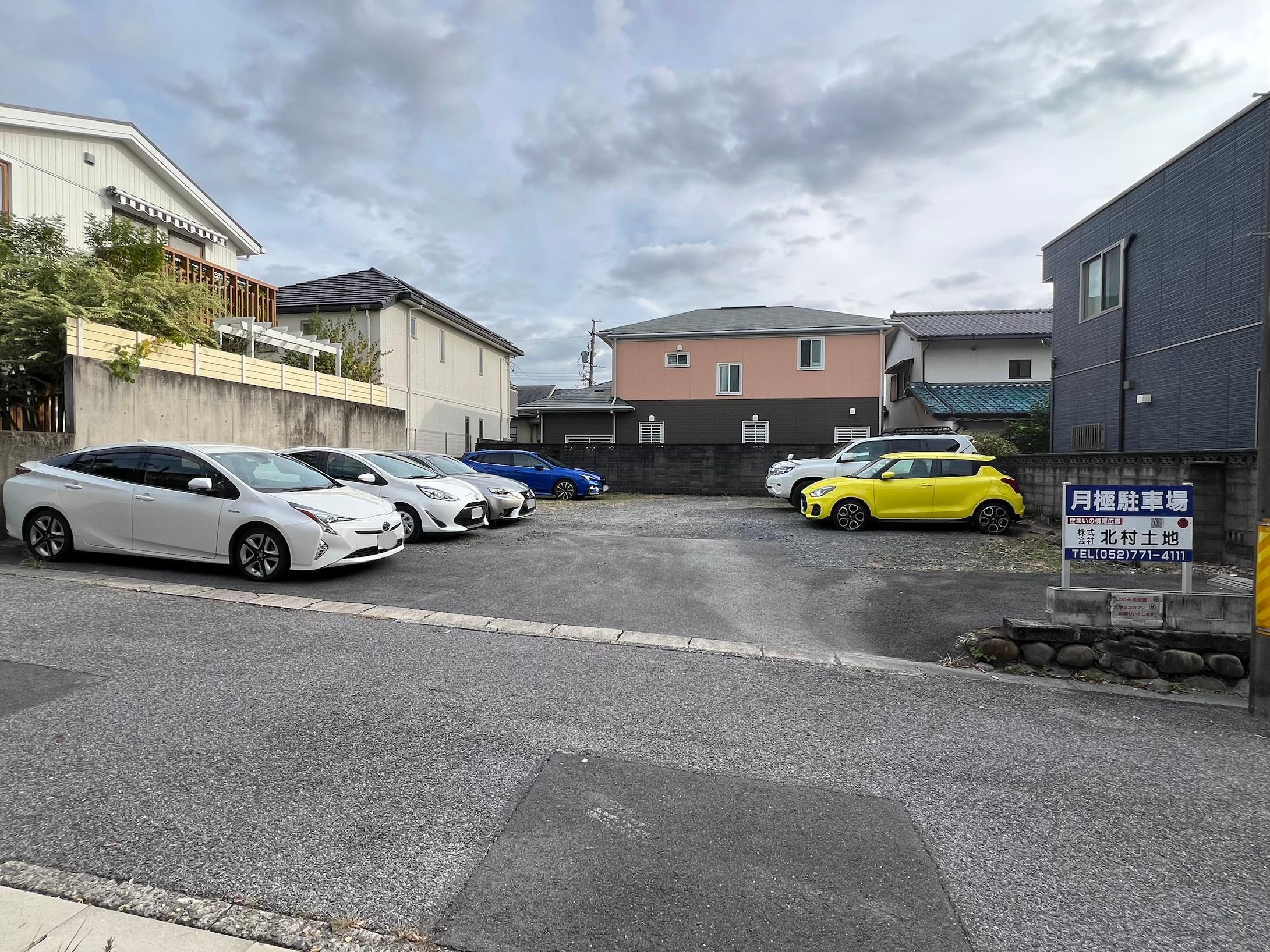 表山駐車場の外観・駐車場イメージ1枚目