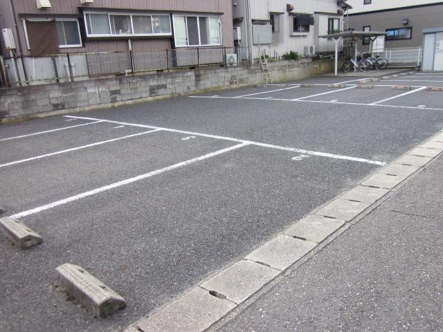 さくらんぼ館(28021)の外観・駐車場イメージ1枚目