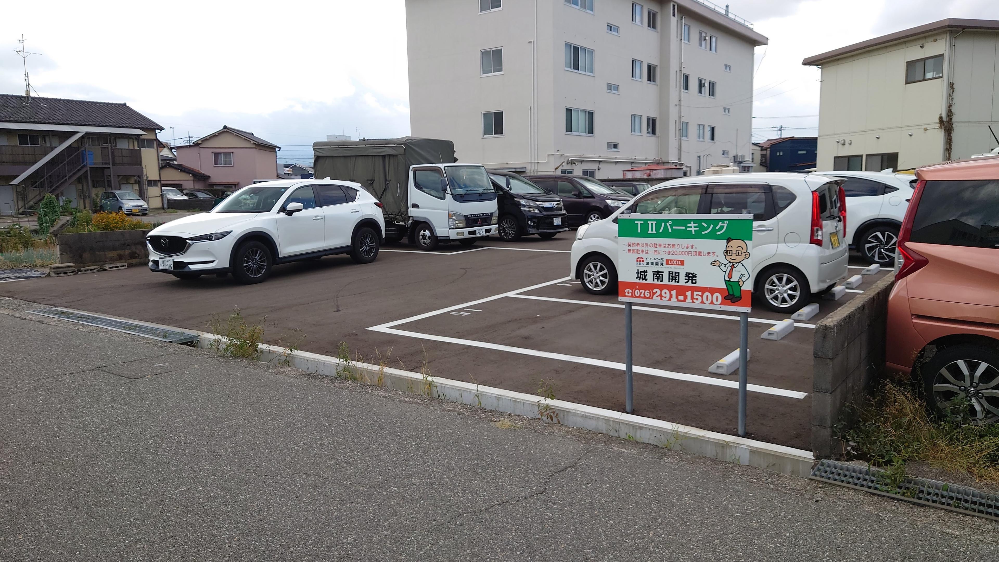 TⅡパーキングの外観・駐車場イメージ1枚目