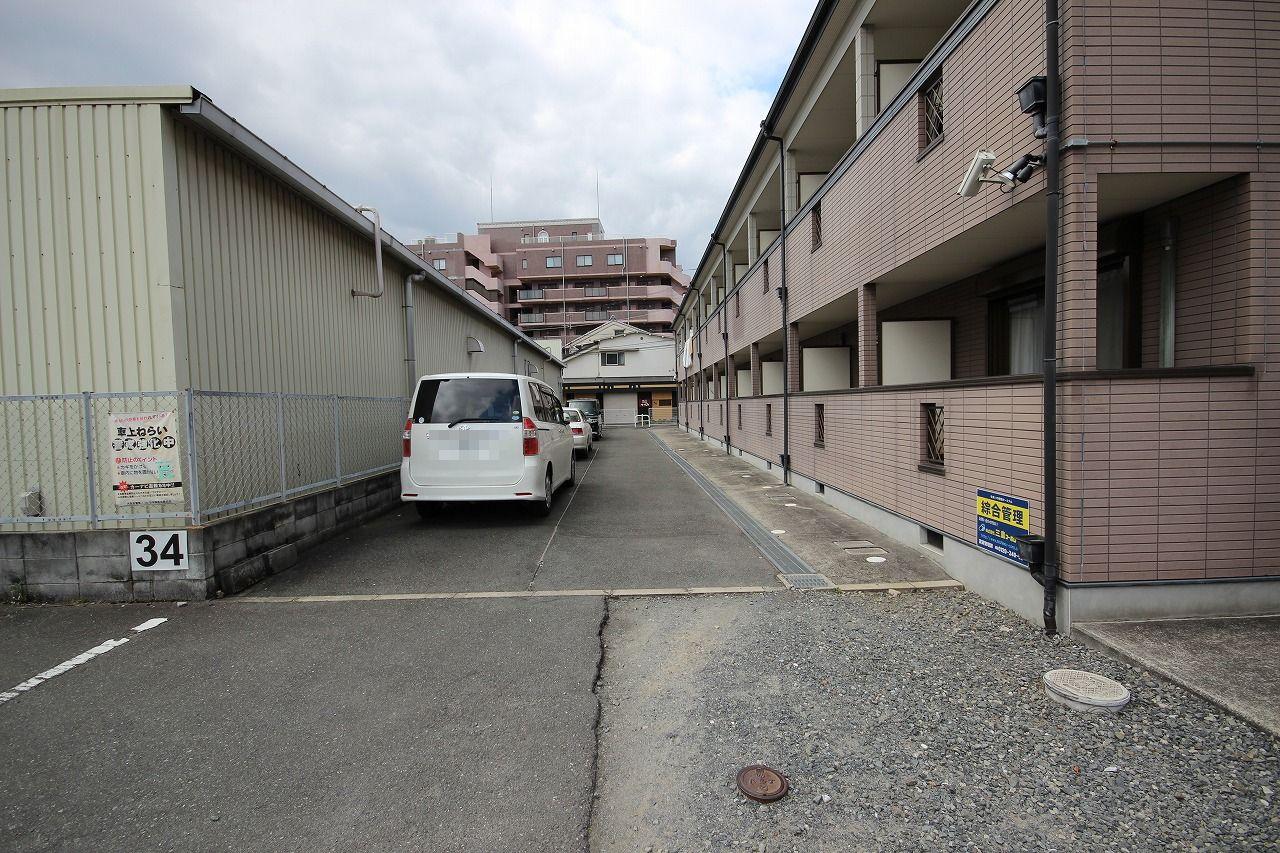 アンソレイエ・シャンブル 駐車場の外観・駐車場イメージ2枚目