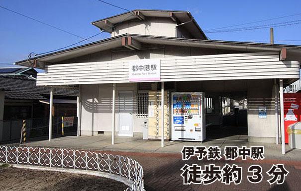 亀岡不動産 灘町駐車場の外観・駐車場イメージ2枚目