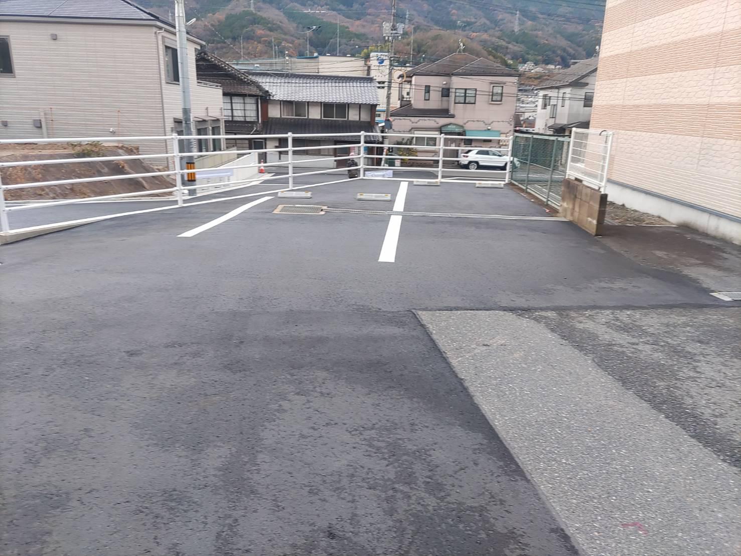 中野駐車場の外観・駐車場イメージ2枚目