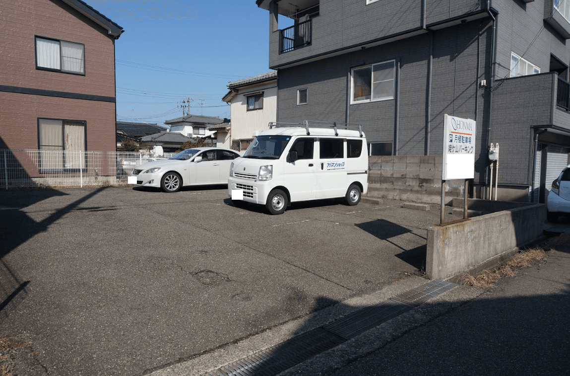 姥ヶ山第一パーキングの外観・駐車場イメージ1枚目
