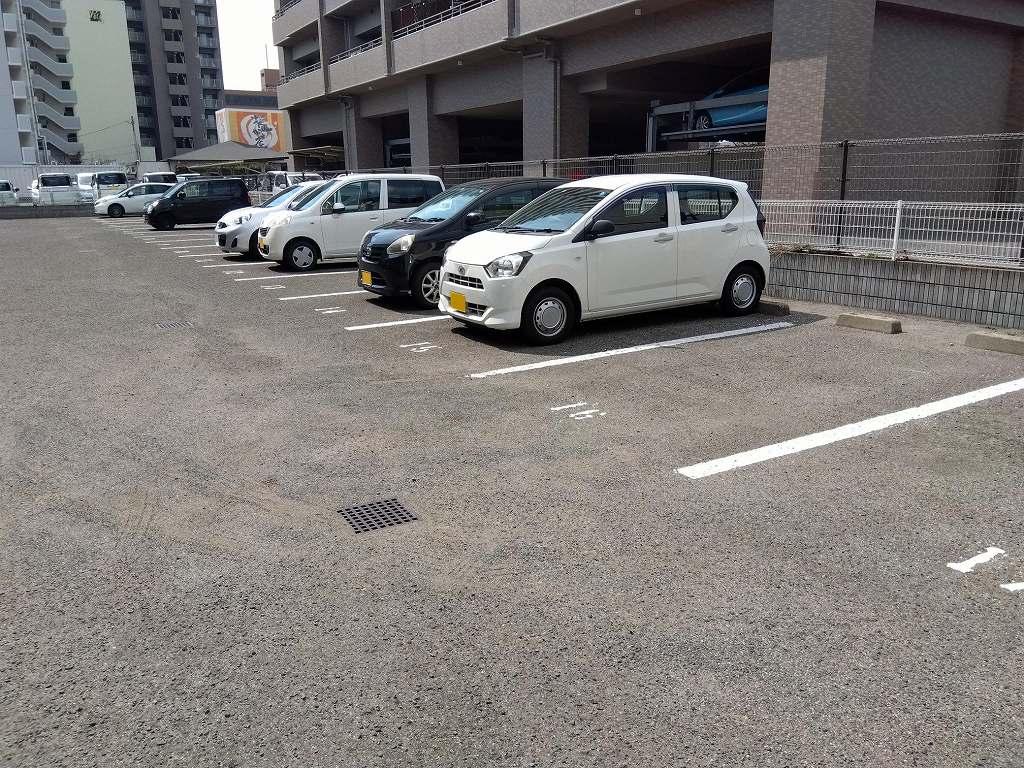 宇多津(12960)の外観・駐車場イメージ1枚目