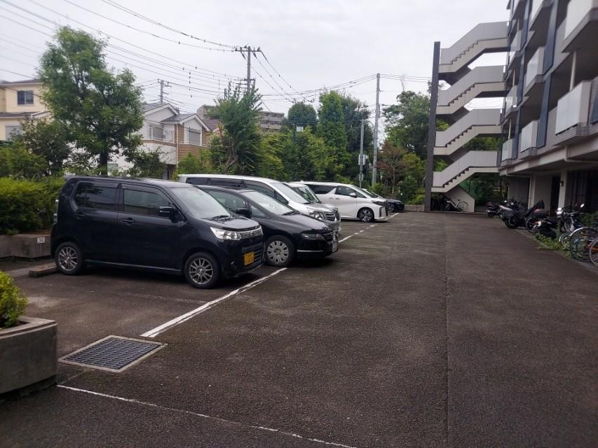 戸田市笹目4丁目駐車場(ガーデンシティ戸田)の外観・駐車場イメージ2枚目