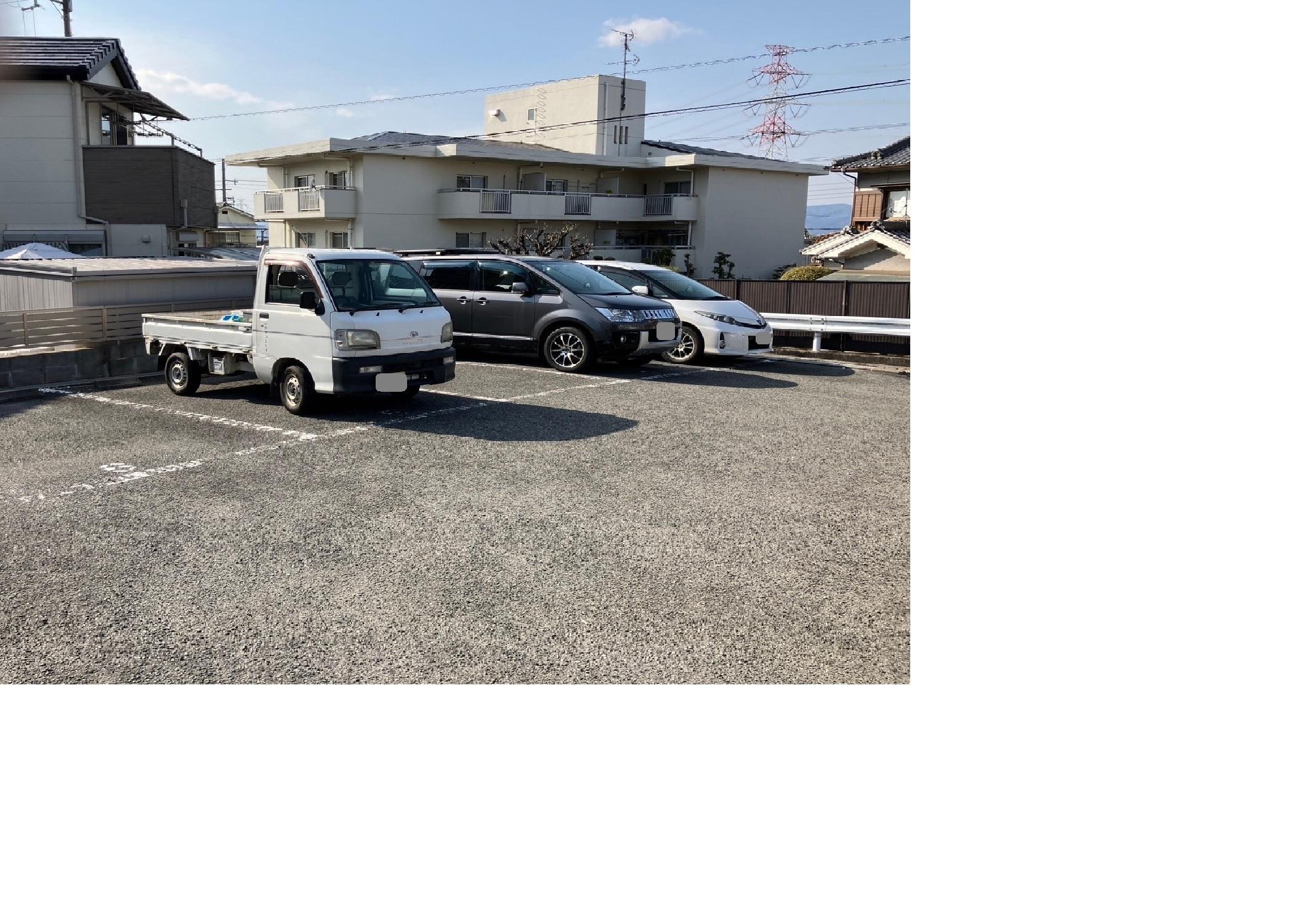 森田ガレージの外観・駐車場イメージ2枚目