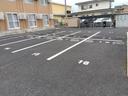 セントラル(17630)の駐車場