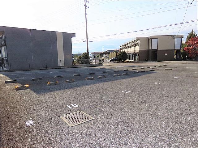 ラフォーレなかの(34216)の外観・駐車場イメージ1枚目