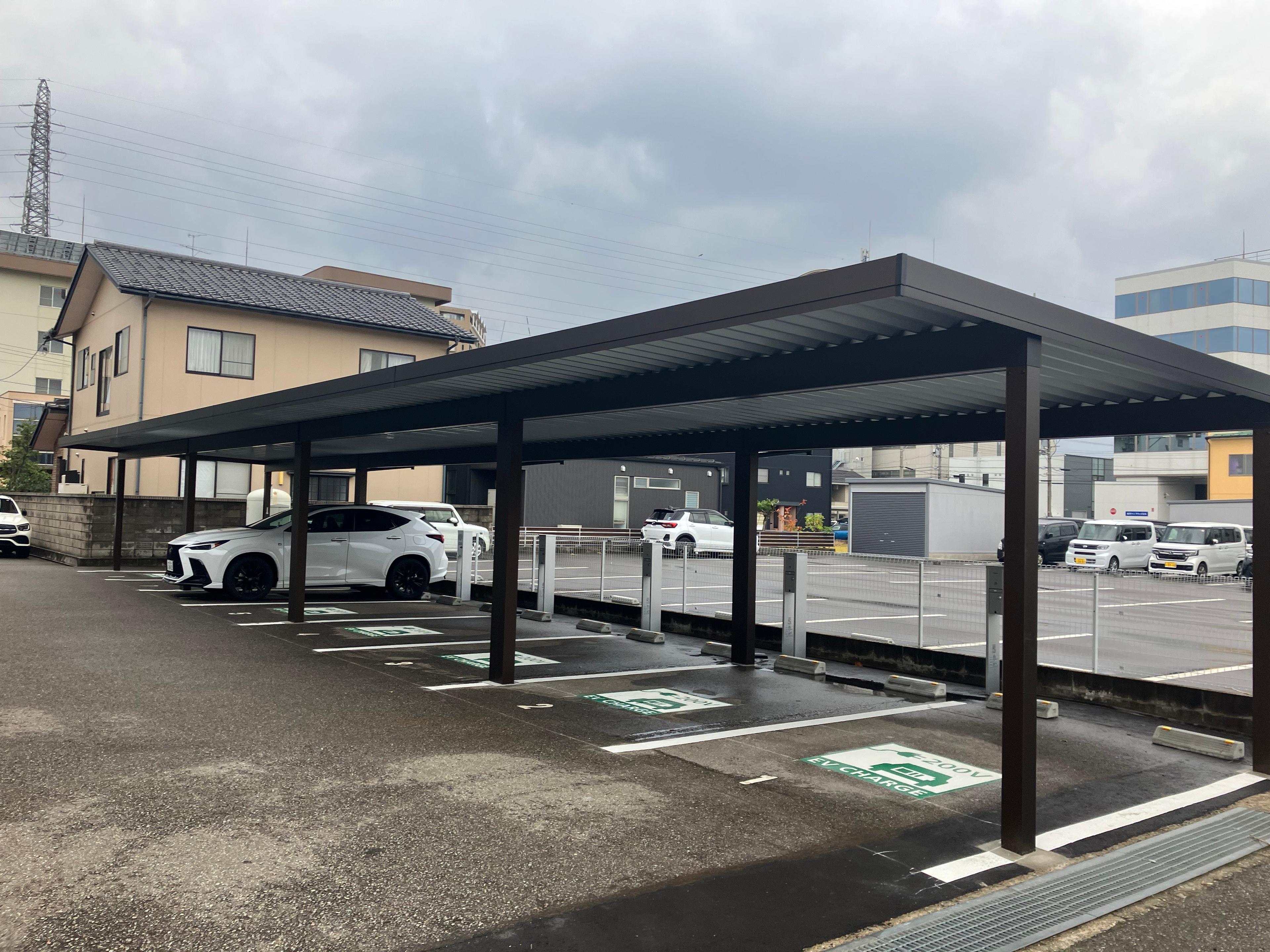 ROZA 月極駐車場の外観・駐車場イメージ1枚目