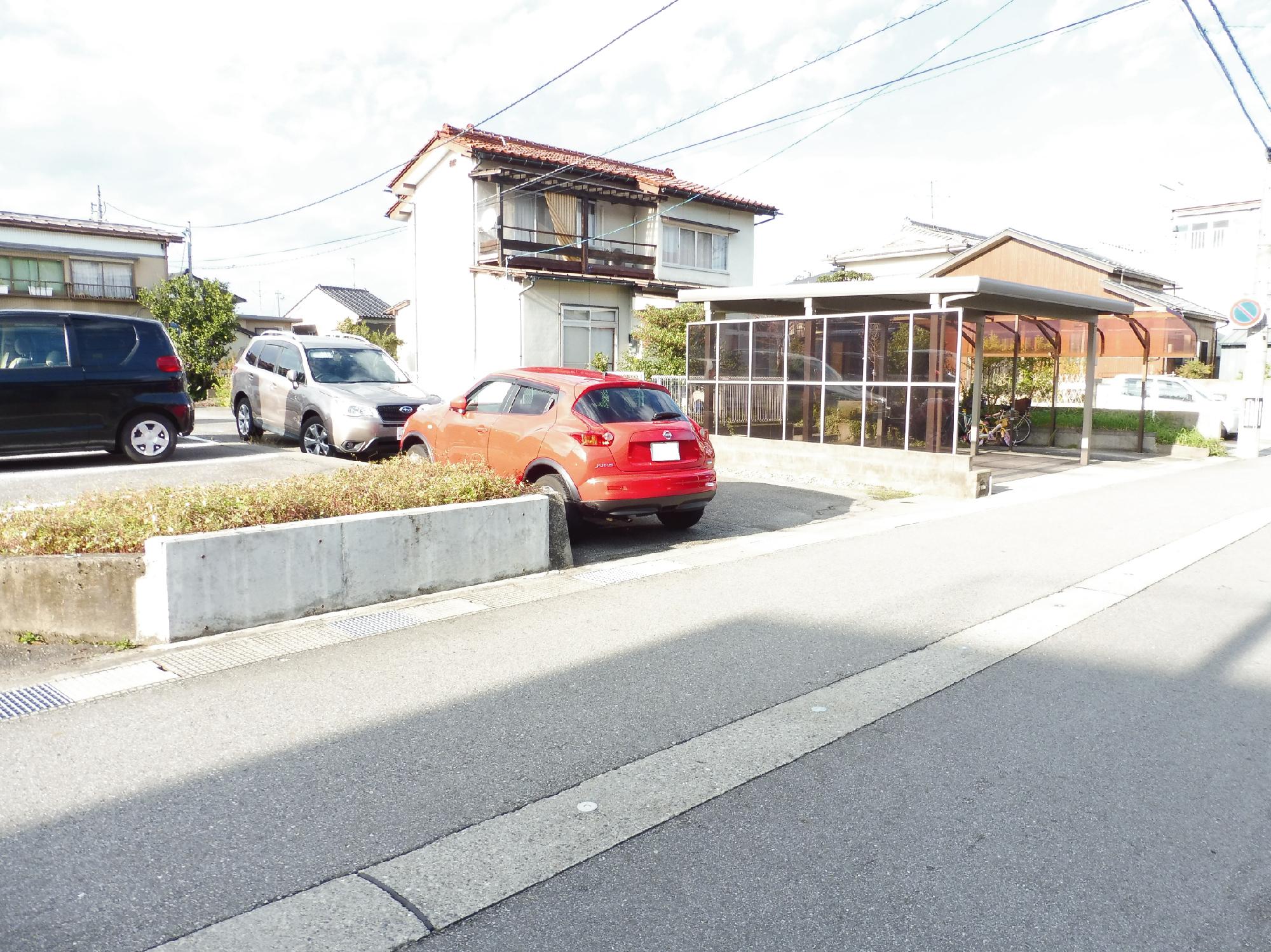 牛島本町1丁目月極駐車場(共同土地2)の外観・駐車場イメージ2枚目