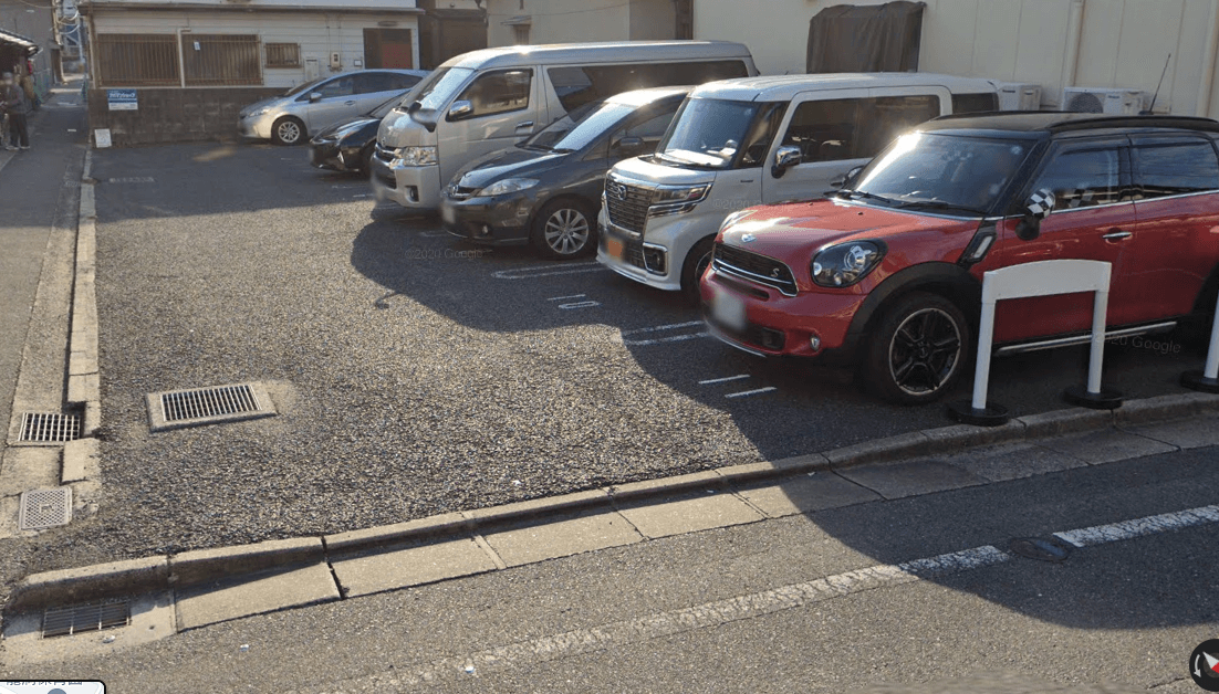 稲荷町ガレージの外観・駐車場イメージ1枚目