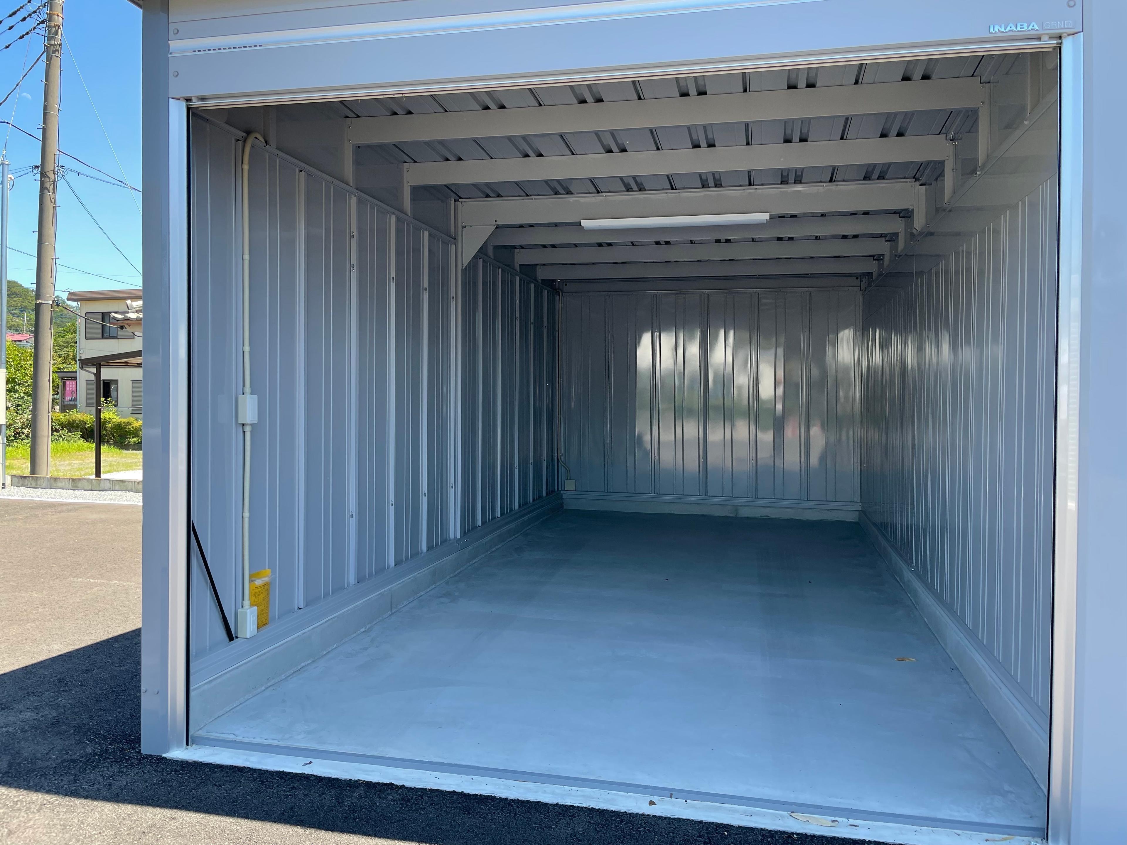 さくら屋レンタルガレージの外観・駐車場イメージ2枚目