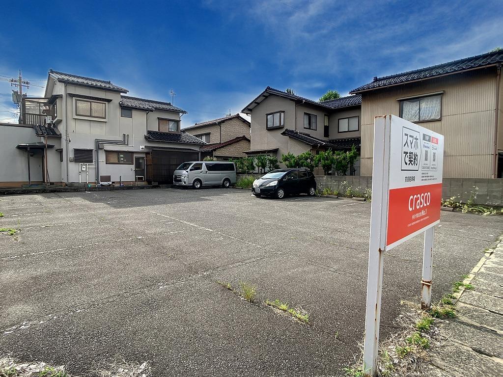 安田駐車場の外観・駐車場イメージ1枚目