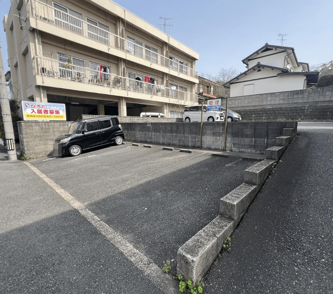 青山3丁目駐車場の外観・駐車場イメージ2枚目