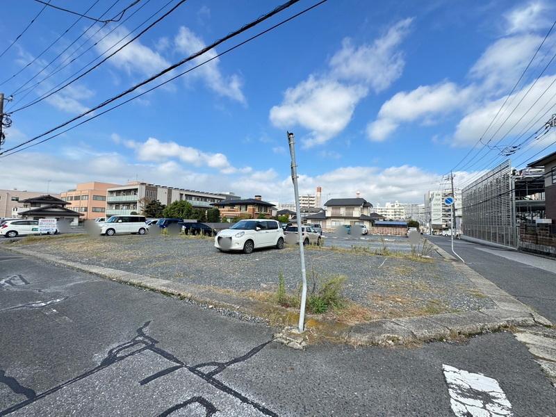 小川パーキングの外観・駐車場イメージ1枚目