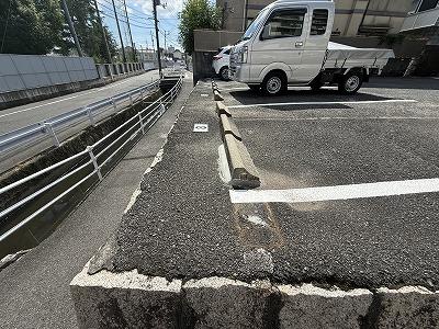 京山駐車場の外観・駐車場イメージ3枚目