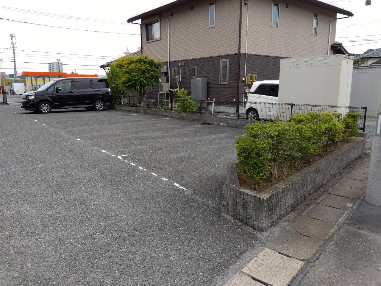 アコンティオス(25590)の外観・駐車場イメージ1枚目