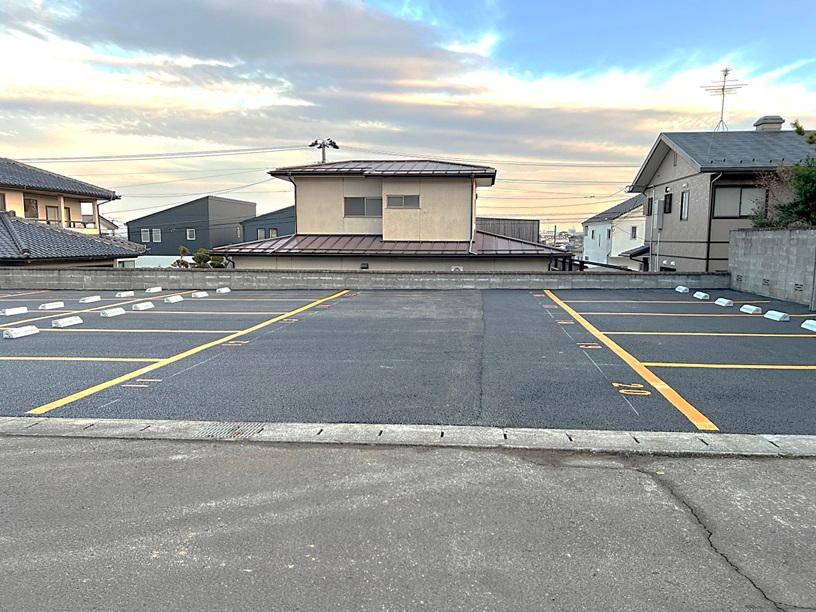 中山2丁目月極駐車場の外観・駐車場イメージ3枚目