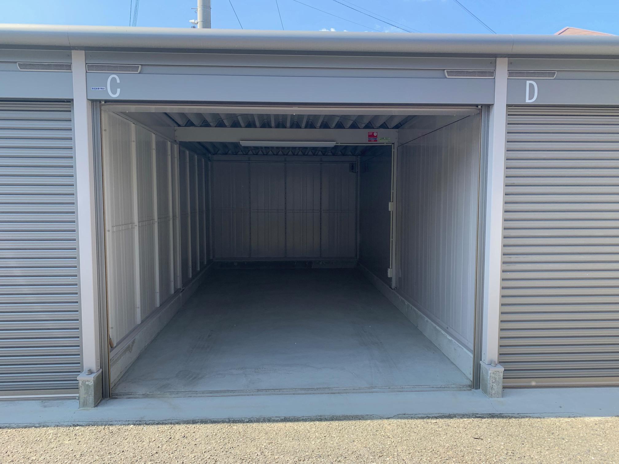 魚住町清水シャッター付駐車場の外観・駐車場イメージ3枚目