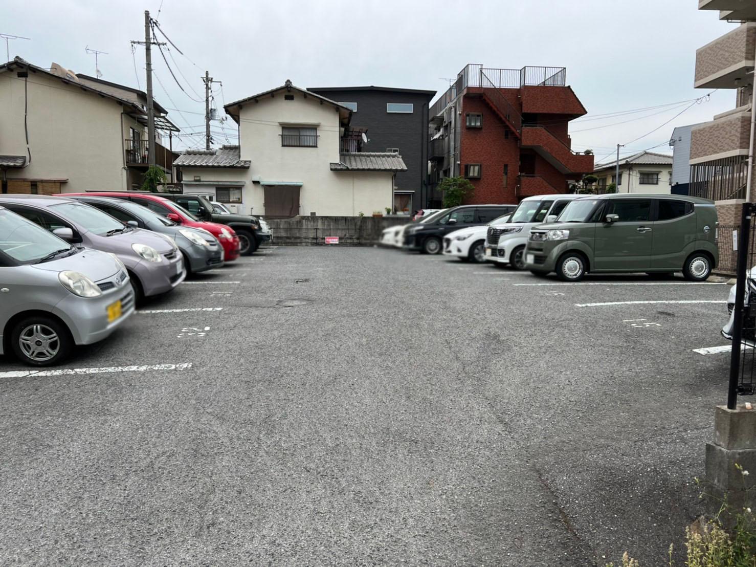 田中駐車場(西原)の外観・駐車場イメージ1枚目