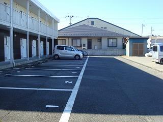 君ヶ塚(15664)の外観・駐車場イメージ1枚目