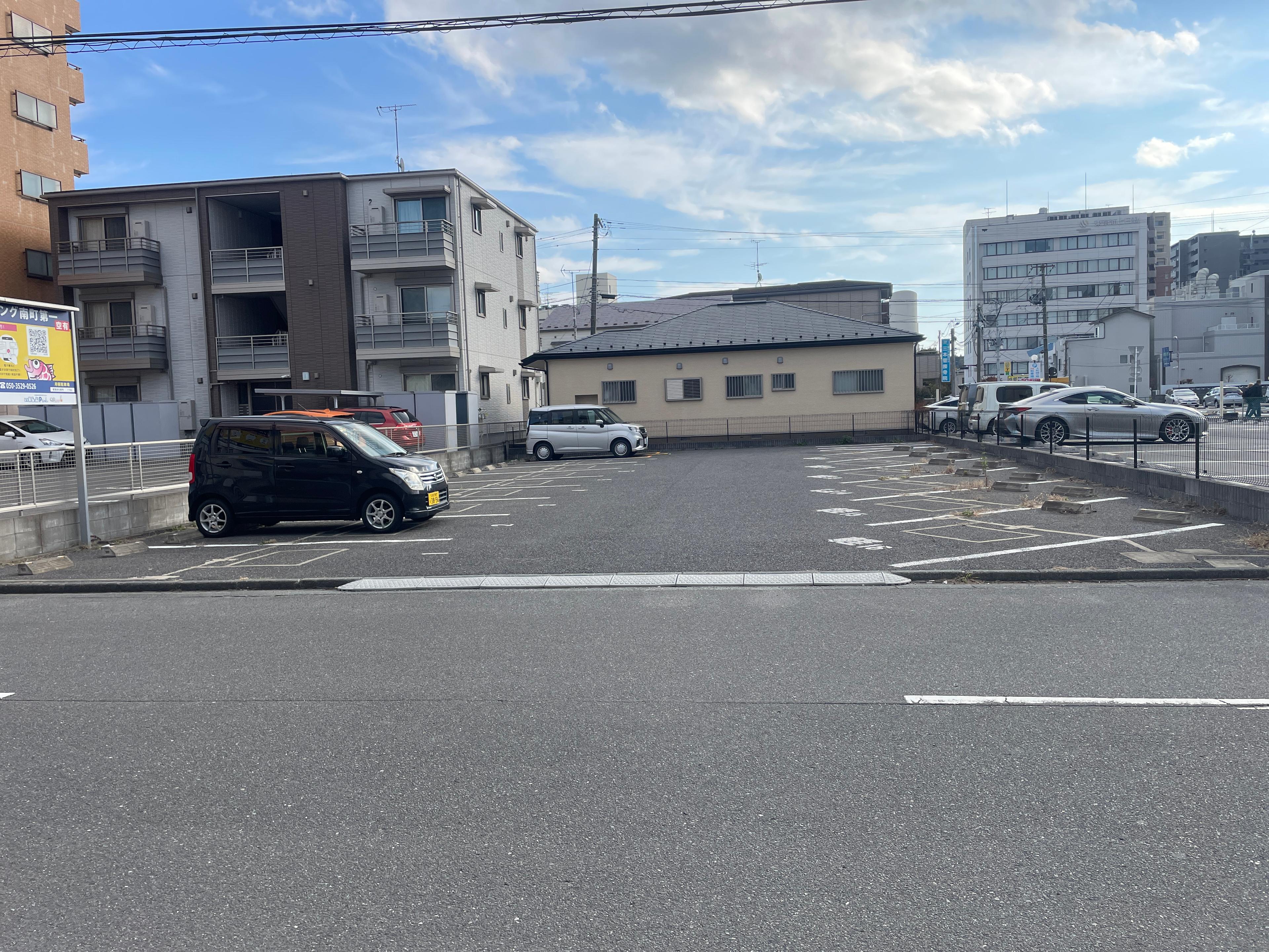 アドレス・パーキング南町第一の外観・駐車場イメージ2枚目