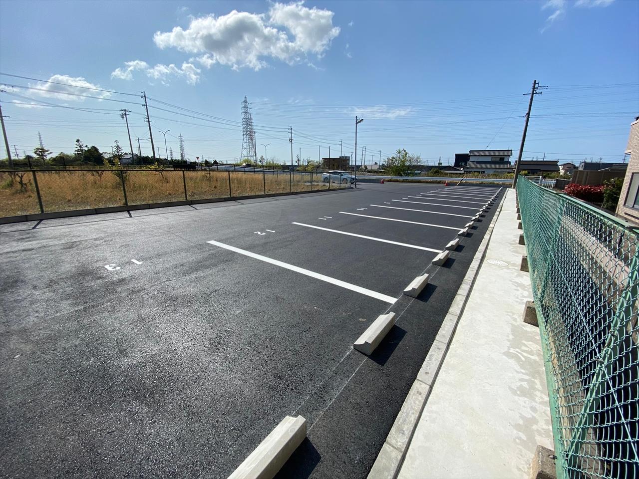 入野町9805-1,9802の外観・駐車場イメージ3枚目