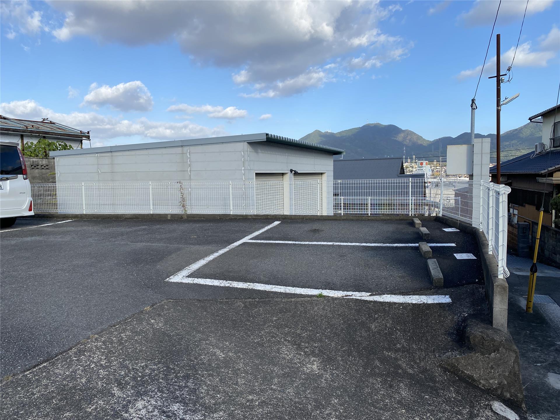 ジョイフル鈴木パーキングの外観・駐車場イメージ2枚目