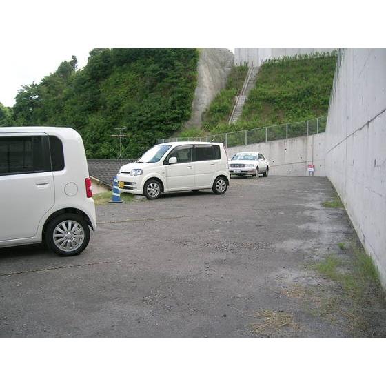 Mパークさつま団地の外観・駐車場イメージ1枚目