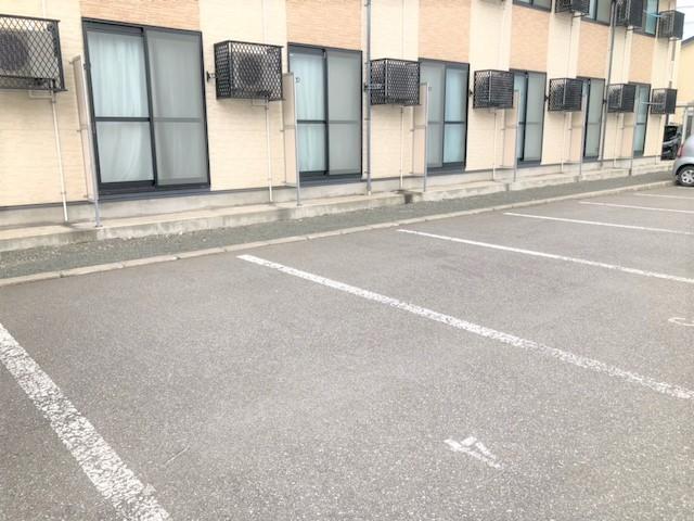 W S A(24138)の外観・駐車場イメージ1枚目