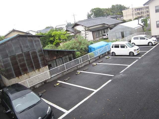 安塚(18004)の外観・駐車場イメージ1枚目