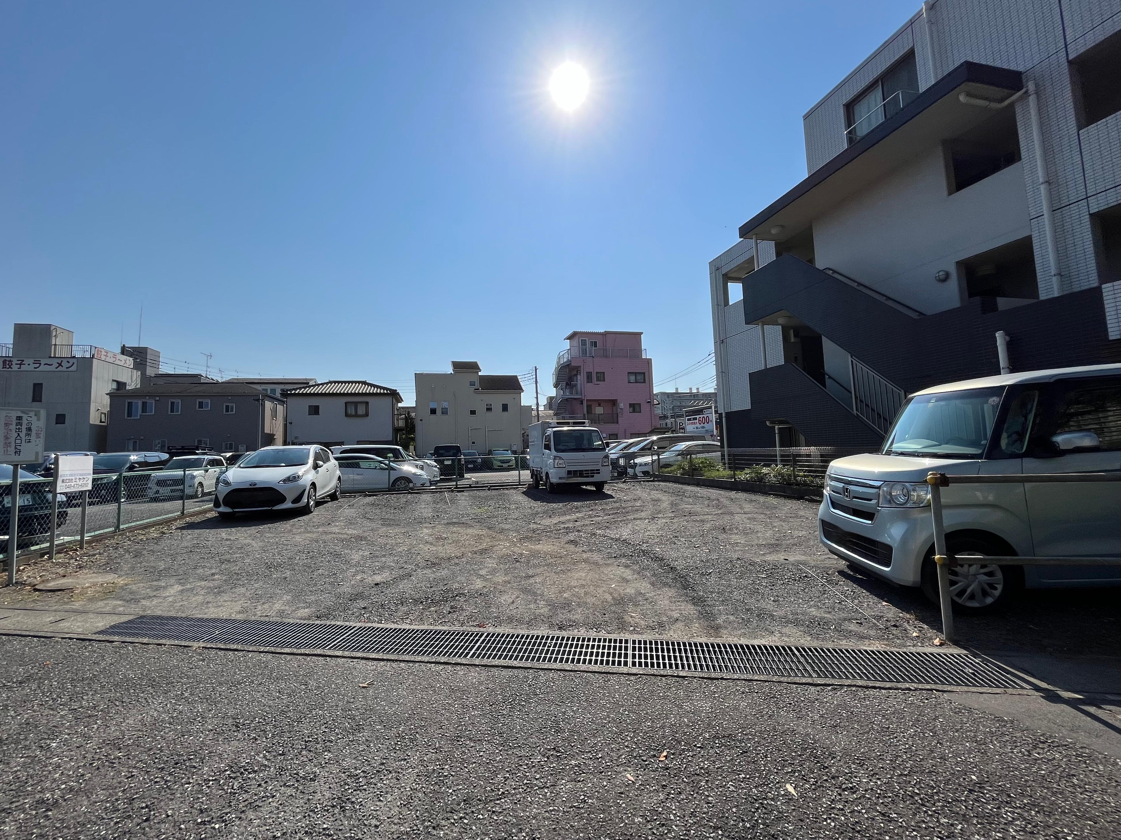 柳瀬川駅前駐車場の外観・駐車場イメージ1枚目