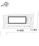 TAKIZAWA(13376)の駐車場